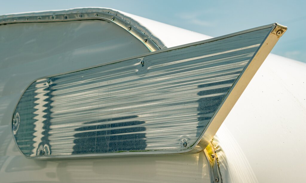 How to Clean Aluminum RV Siding