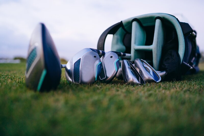 How to Store Golf Clubs in Your Garage