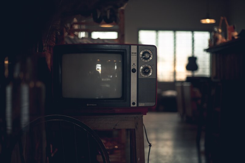 Can You Leave a TV in a Cold Garage?